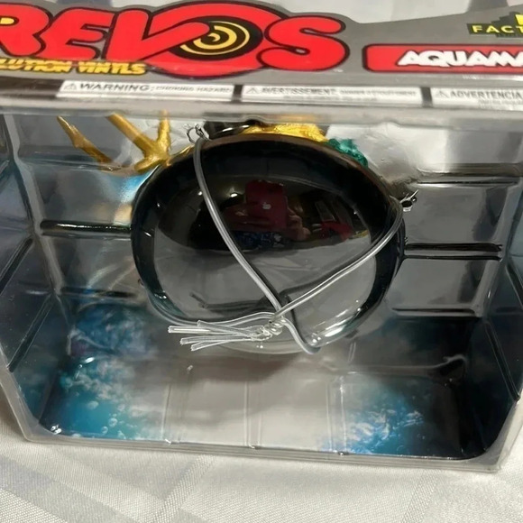 NWT REVOS AQUAMAN REVOS SHAZAM revolution prefer selling as a  pair . Weighted - Picture 5 of 10